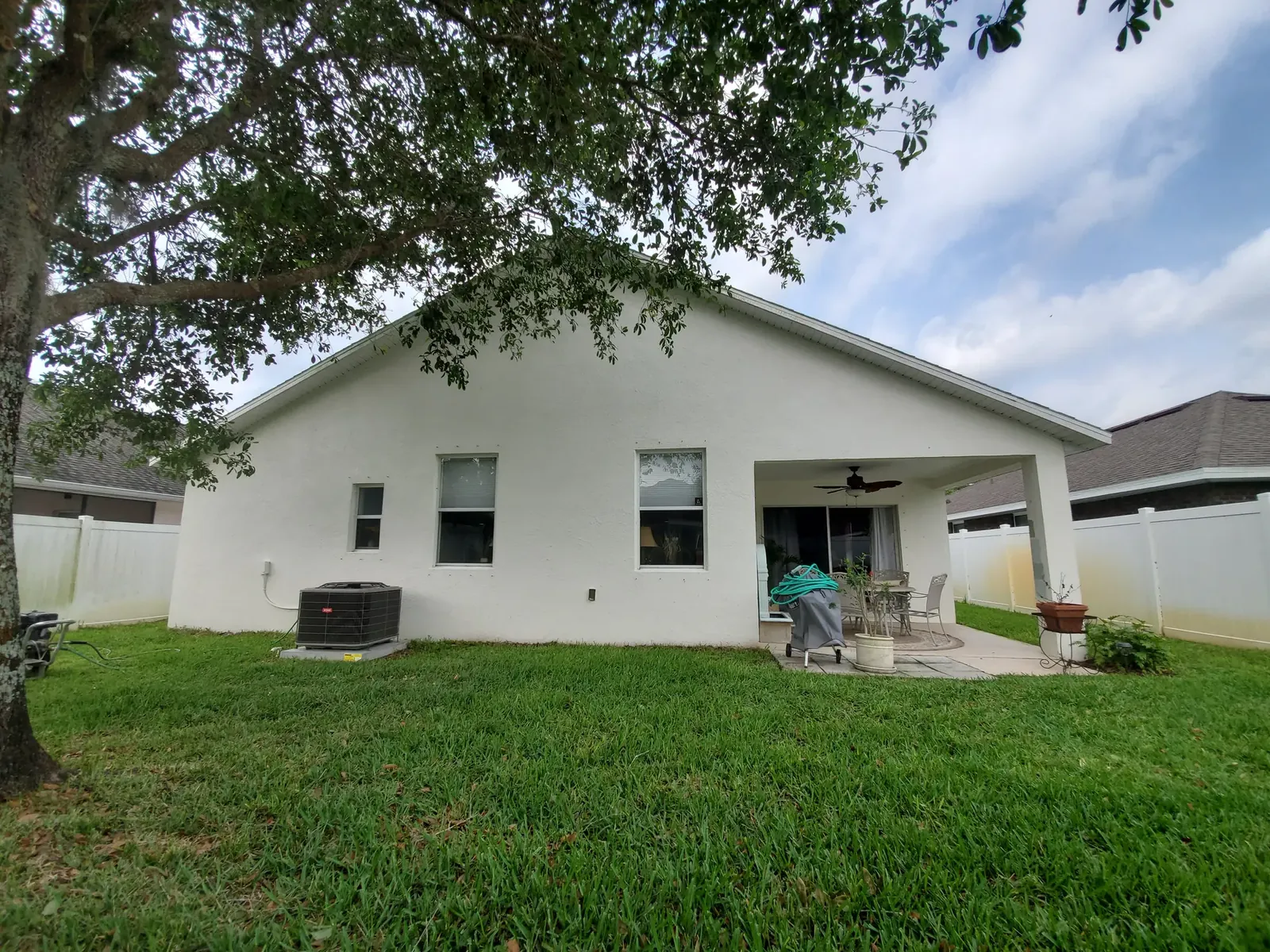 Edgewater home before blue repaint - real Volusia County painting project