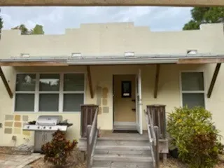 New Smyrna Beach exterior detail - real Volusia County painting project
