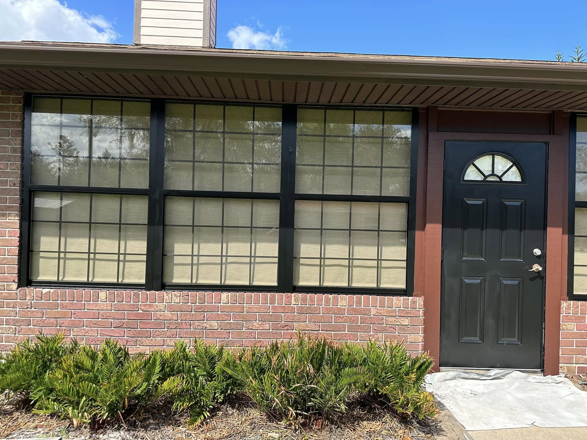 Screen repaint and window frame painting project in Oak Hill Florida